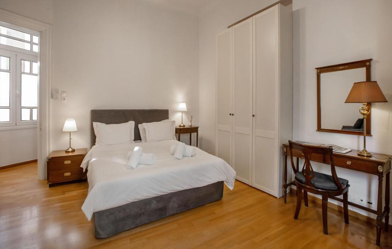 Neoclassical Apartment Close To Syntagma-Plaka By Ghh Atena Exterior foto